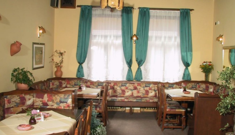 Pension - Restaurant  HOLIDAY Mariánské Lázně